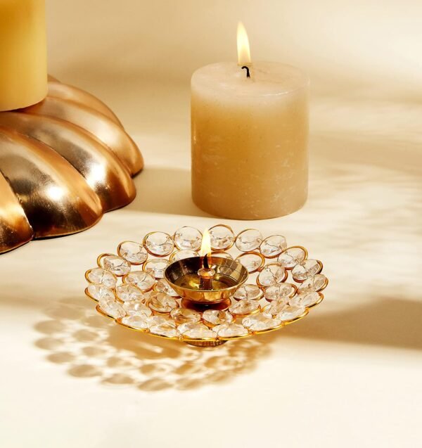 Amazon Brand - Solimo Brass Diya for Puja - Decorative Crystal Akhand Diya - Oil Pooja Lamp for Home Decor