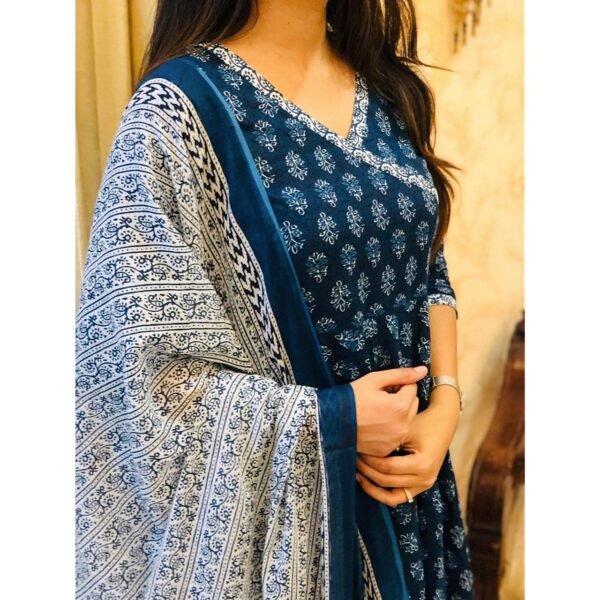KLOSIA Women's Rayon Anarkali Kurta Pant and Dupatta Set