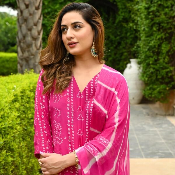 ANNI DESIGNER Women's Rayon Blend Straight Bandhej Printed Kurta with Pant & Dupatta