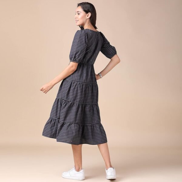 Turritopsis Women Knee Length Dress