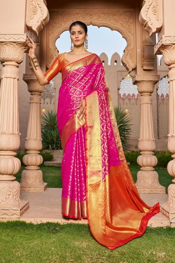 SWORNOF Women's Patola Silk Saree With Unstitched Boluse Piece