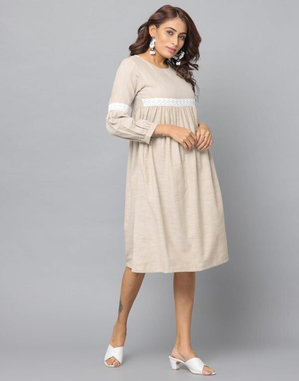 Anavarana Solid Slim Fit Frilled Sleeve Kurti