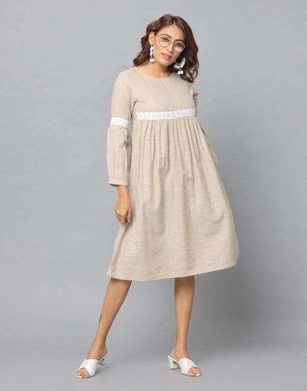 Anavarana Solid Slim Fit Frilled Sleeve Kurti