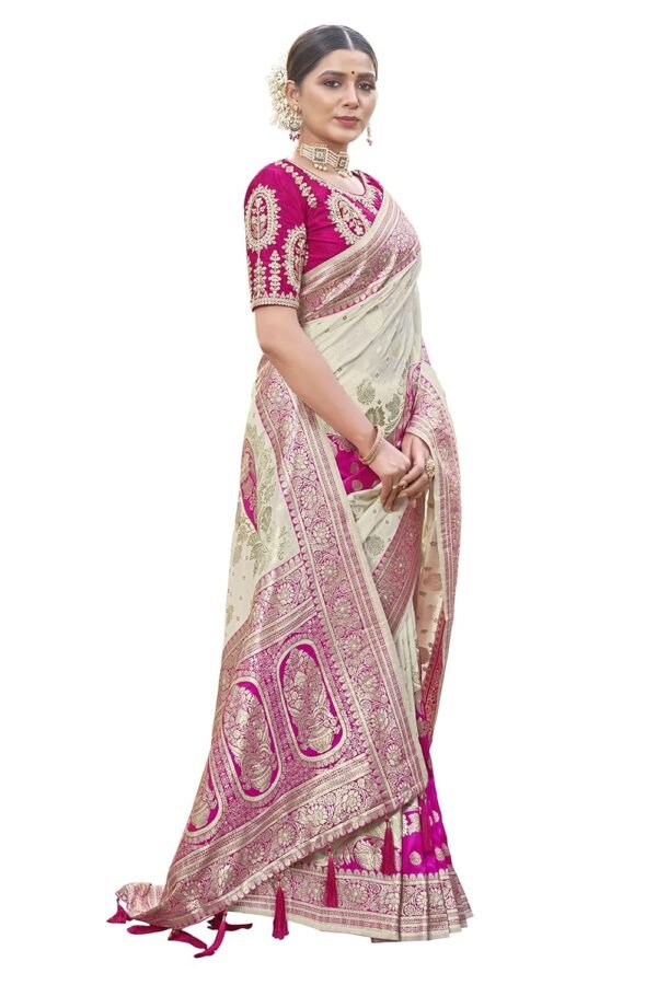 MANOHARI adorable woven pattern Banarasi Silk saree for women with Blouse Piece